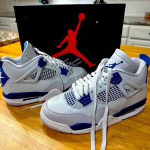 Nike Air Jordan Retro 2024, Military Blue, Size 7